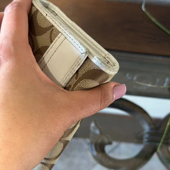 Coach Long Wallet - Picture 3 of 8